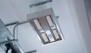 Power 4 - Plafond installeren