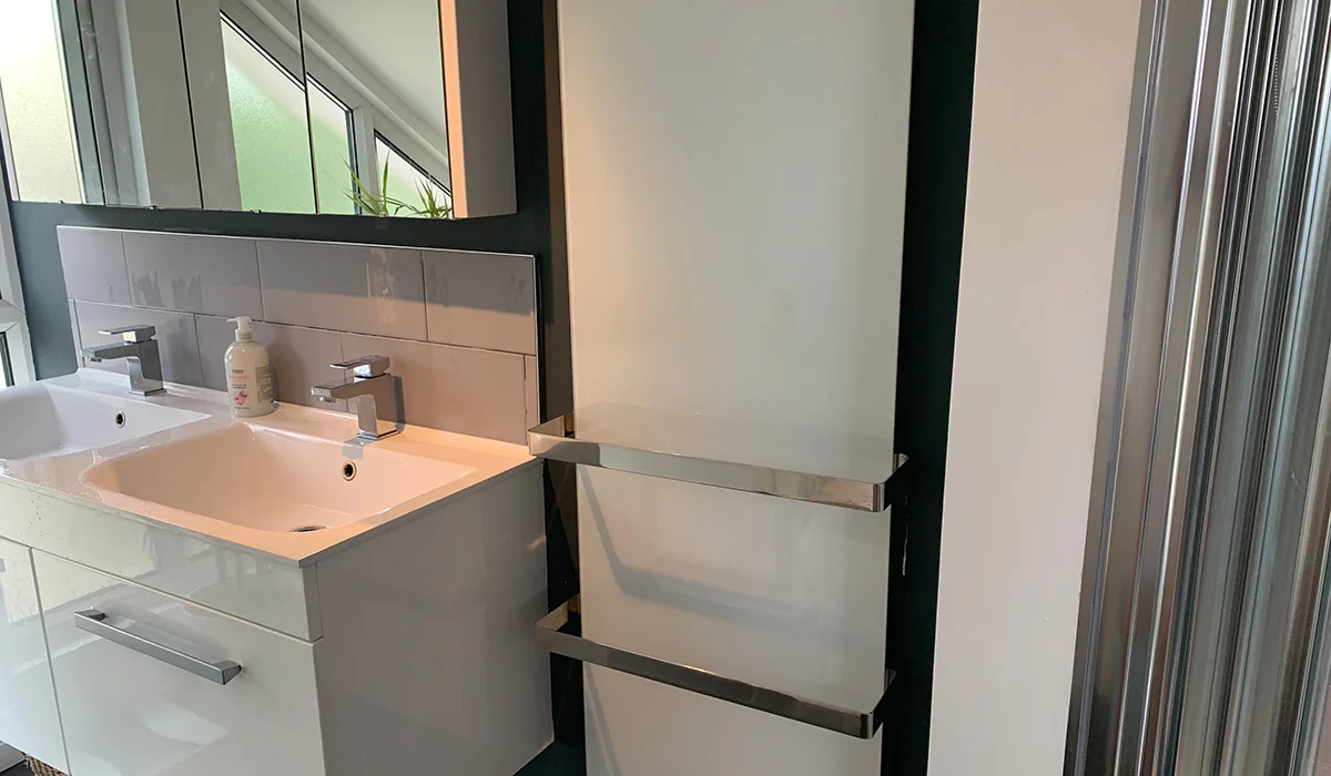 Select XLS Handdoek terwijl geïnstalleerd in badkamer