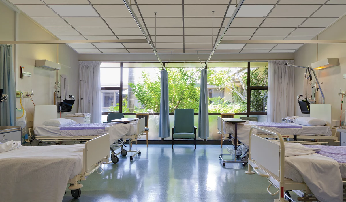 Plafondverwarmer in ziekenhuis